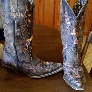 Leopard Inlay Laredo Boots, Size 8 🐯